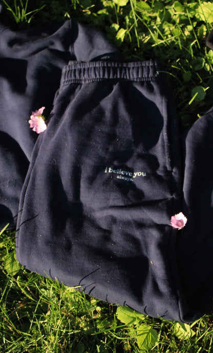 'i believe you always' sweats - navy